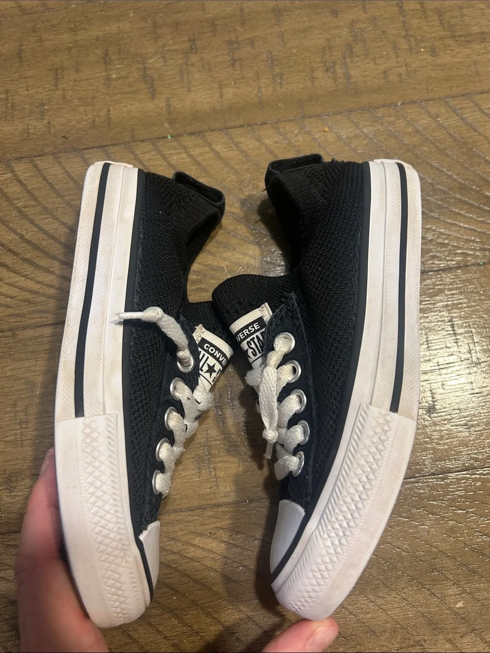 Converse Kids Black and White Low Top Sneakers size 11